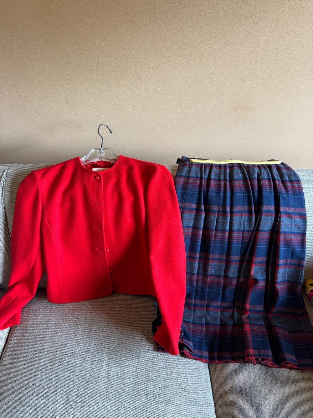 Pendleton Red Wool Buttoned Coat